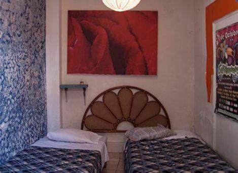 Blue House Backpackers Hostelリマ エクステリア 写真