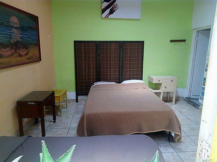 Blue House Backpackers Hostelリマ エクステリア 写真